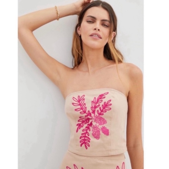 Anthropologie Tops - ANTHROPOLOGIE Maeve Embroidered Tube Top